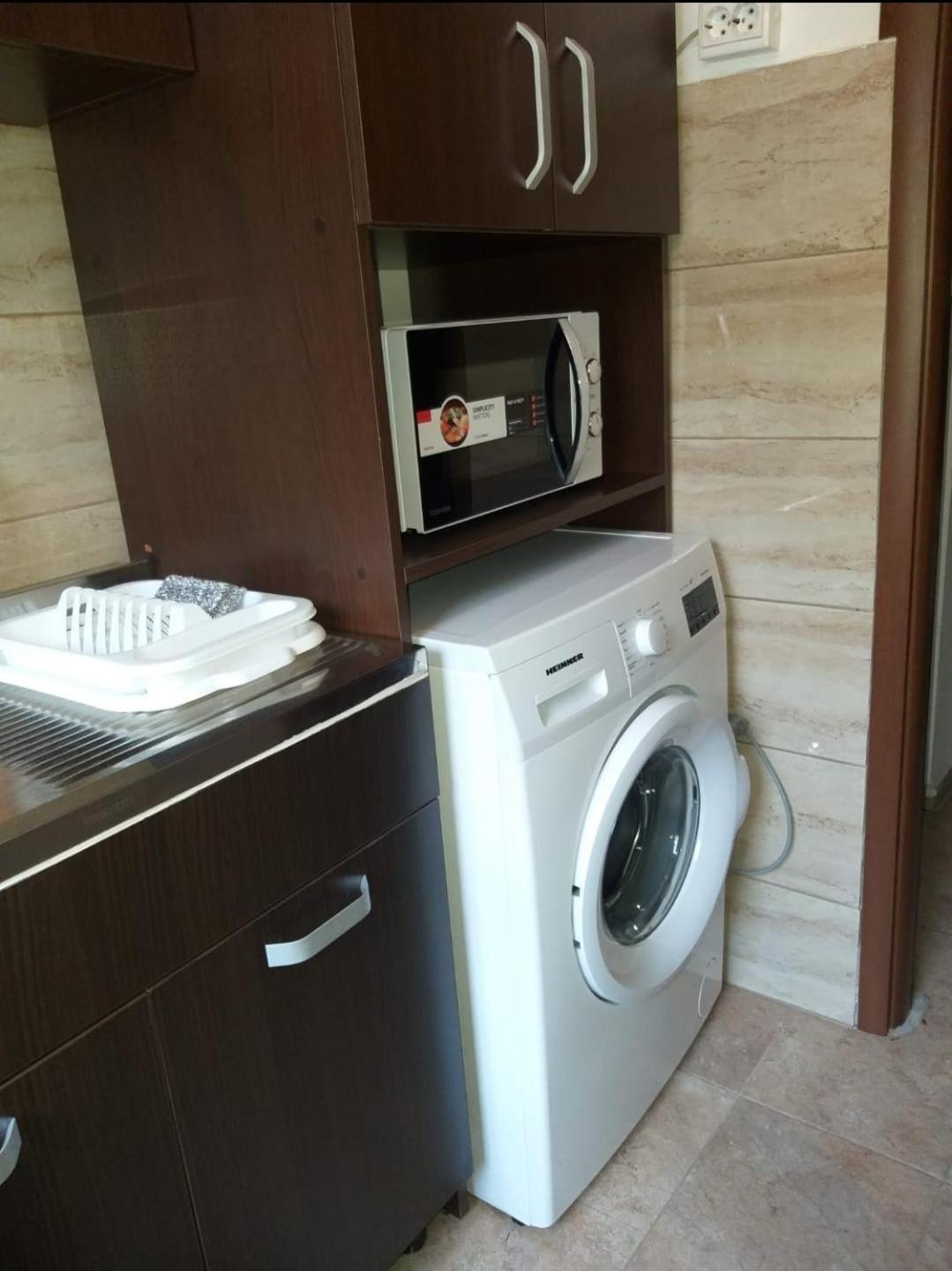 Ultracentral Free Private Parking Ploieşti Dış mekan fotoğraf